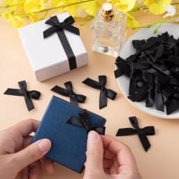 50pcs Black Pink Ribbon Bows Small Christmas Bows Ribbon Bow Flower Craft Decor Birthday Wedding Xmas Packing Gift Decorations