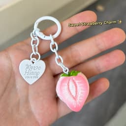 Strawberry Bag Charm Delicate Cute Key Chain 3d Pink Strawberry Key Chain Sweet Resin Key Ring For Christmas Gift Backpack