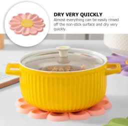 1pcs Daisy Silicone Trivets Mats - Heat Resistant, Non-Slip Kitchen Pads for Pots, Pans & Dishes - Perfect Christmas & Halloween