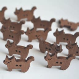 30-Pack Vintage Wooden Kitten Buttons - 2-Hole Brown Cat-Shaped Buttons for DIY Crafts, Clothing & Christmas Decor (Size: 1.8-2.