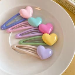 5/10pcs Cartoon Heart Hair Clips Non-Slip Heart Decor Resin Hair Barrettes for Kids Toddlers Girls Christmas Party Gifts