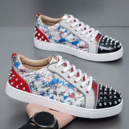 New Street Personality Skate Shoes Men Trend Sneakers Tapered Rivets Casual Studded Trainers Fashion Punk Hip Hop Shoes Man Boy