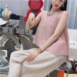 Miyake Elegant Pleated Vest Women's Summer New Irregular Loose Slimming T-shirt Stylish Top Ins Chinese Design Sense Pressure