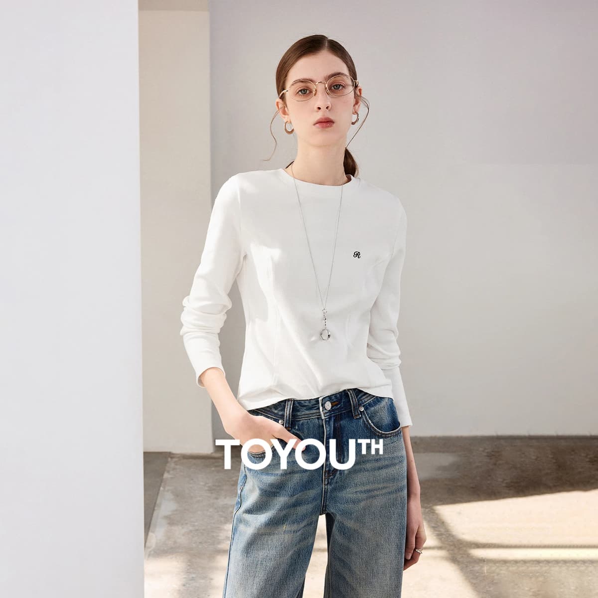 TOYOUTH Women T-Shirts 2026 Spring New Split Splicing Slim Fit Crew Neck Long Sleeve Figure Flattering Base Layer Casual Tops