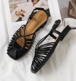 ZAROY Summer Cross Strap Flat Sandals Women Round Toe Ankle Buckle Hollow Casual Roman Sandalia Zapatos De Mujer сандали