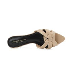 2025 Sexy Pointed Cowhide Flat Sandals, Easily Light Up Your Summer Shoe Cabinet, Suitable for Summer Dates and Office Work