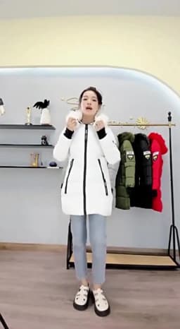 Women Winter Fur Collar Hooded Parka Fashion Letter Patch Zipper Pockets Design Long Jacket Elegant Slim Warm Thick Female Coats