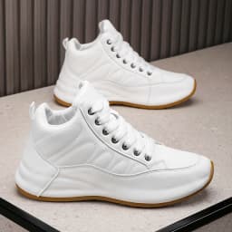 Men's lightweight casual shoes, outdoor running shoes for men. Sizes 39 to 46.