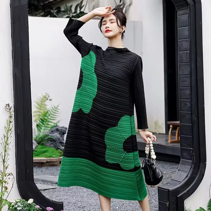 Long Dresses Womens Dresses Stand-up Collar Color Matching Flower Rhinestone Sleeve A-shaped Hem Pleated Dress Loose Long Skirt