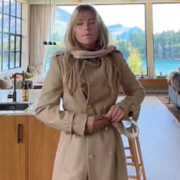  Vintage British Style Women Trench Coat Double Breasted Belted Mid Long Windbreaker Lapel Slim Fit Cozy Streetwear Outerwear
