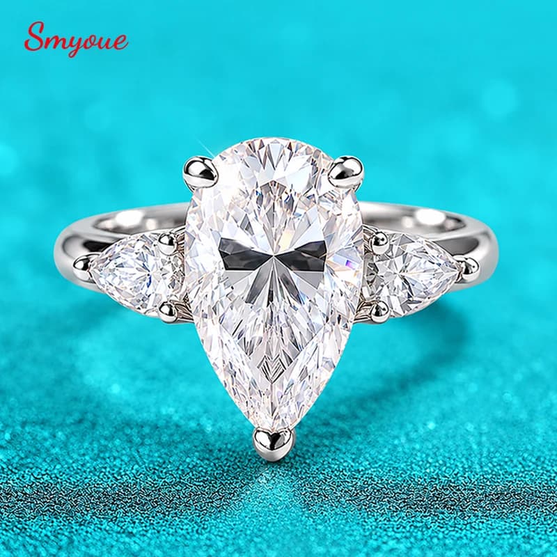 Smyoue 1-4CT Pear Cut Certified Moissanite Rings for Women 3 Gems Classic Wedding Promise Band 925 Sterling Silver Plated 18K
