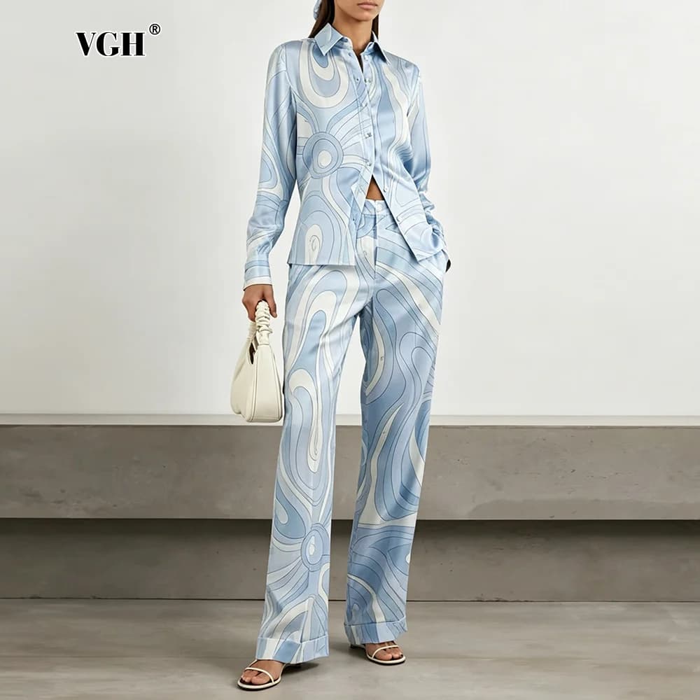 VGH Casual Boho Style Blue Print Satin Two Piece Set for Women Lapel Long Sleeve Shirt Wide Leg Pants Outfit for Beach Vacations