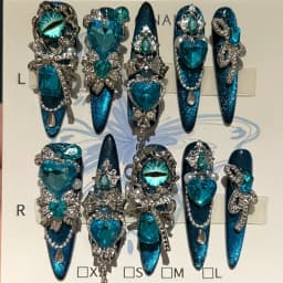 10 Handmade Armor-wearing Blue Cat Eye Glittering Heart Sparkling Heavy Industrial Nail Art Spring/Summer Style White False Nails