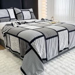 Soft Plush Plaid Throw Blanket All Season Multifunctional for Sofa Bed Office Travel Camping Napping, Ideal Christmas Gift
