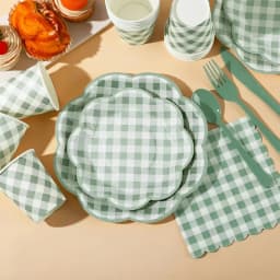 138pcs Green And White Checkered Disposable Dinner Plate Set, Scalloped Gingham Paper Plates, Cups, Knives, Forks, Spoons And Napkins for Birthday Wedding Picnic Mother'S Day Party Decorations, Serve 20 Guests
