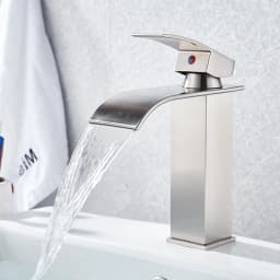Bathroom Waterfall Basin Faucet Hot and Cold Water Washbasin Taps Single Handle Single Hole Mixers Tap