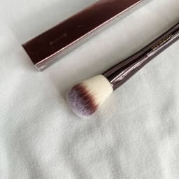 Hourglass AMBIENT LIGHTING EDIT BRUSH Double Ended Powder Highlight Blush Bronzer Makeup Brush Cosmetic Brush