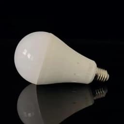 4/8/10/12pcs Rechargeable LED Emergency Bulbs, IP54waterproof, 2000mAh Large Battery 60W Equivalent Brightness, E27 Base (E26 Compatible), Wireless Portable with Hook, 6000K Cool White Light, for Home/ Office/ Camping/ Outage/ Outdoor Use