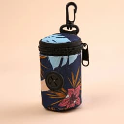 Hangable Dog Poop Bag Dispenser Zipper Dogs Walking Accessory Waste Bag Holder Portable Cute Garbage Bags Organizer Pet Supplies