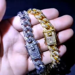 Luxury Designer Dog Collar Bling Diamond Pet Chain for Small Medium Large Dogs Cat Puppy Gold Necklace Jewelry Dog Accessories