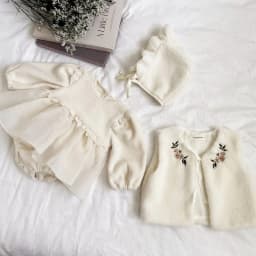 2026 Winter New Baby Girls Fleece Warm Bodysuit Fashion Plush Splice Lace Princess Dress Infant Girls Long Sleeve Jumpsuit + Hat