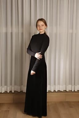 2024 AW Mail's Sister Matching Clothing Women Sleeveless Long Velvet Dress Ladys Knitted Pullover Female Top