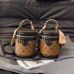 Trendy Design Simple Unique Leisure Diaper Bags For Ladies Luxury Brand Elegant Crossbody Leather Commuter Bag