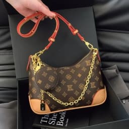 High-End Designer Paris Diaper Bag For Women Letter Logo Leather Tote With Fashionable Crossbody And Stylish Shoulder Strap