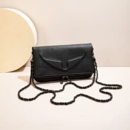 Elegant and trendy style shoulder bag, outdoor travel small square bag, luxury designer women's chain strap crossbody bag
