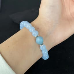 Aquamarine bracelet - Symbolizing peace, courage, happiness, and longevity. The birthstone of March. It brings a sense of security and is perfect for daily wear. This stunning ocean-colored bracelet makes an ideal gift for a loved one or mother. Perfect f