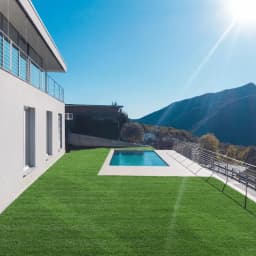 19.68 X 39.37 artificial turf mat with a total area of 60 square feet and a grass height of 0.6 feet. Rubber-backed, hard-wearing, croppable, pet-friendly, suitable for patios, balconies, and dogs