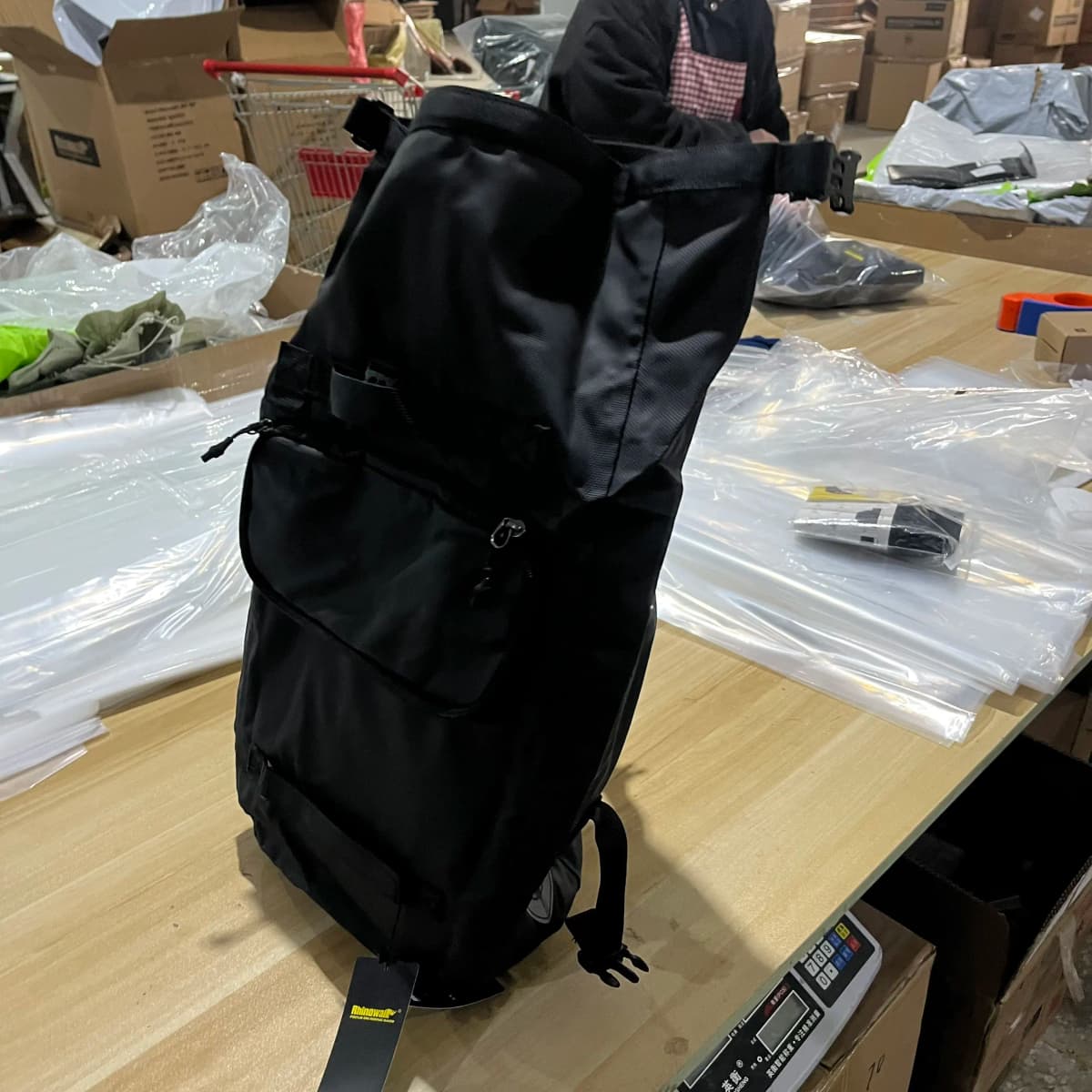Rhinowalk Waterproof Bike Bag 20L Rear Rack Pannier Black Travel Cycling Bag Multifunctional Shoulder Bag Backpack Bicycle Bag