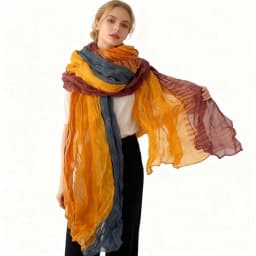 This Is A Scarf With Natural Color Transitions And Artistic Flair. The Fabric Is Light And Soft With A Natural Wrinkled Texture That Not Only Adds To The Scarf's Three-Dimensionality But Also Enhances Its Casual And Elegant Charm