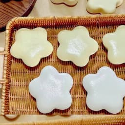 Yellow Milk Scent Star Squeeze Toy Slow Rising Pinch Stress Release Toys Super Soft Slow Rebound Decompression Toy Funny Gifts