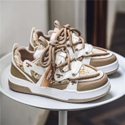 Fashionable and trendy women's shoes: white sneakers, low-top casual sports shoes
