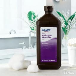 Equate 3% USP Grade Hydrogen Peroxide First Aid Liquid Antiseptic (6-Pack, 32 fl oz Each) Oral Debriding Agent