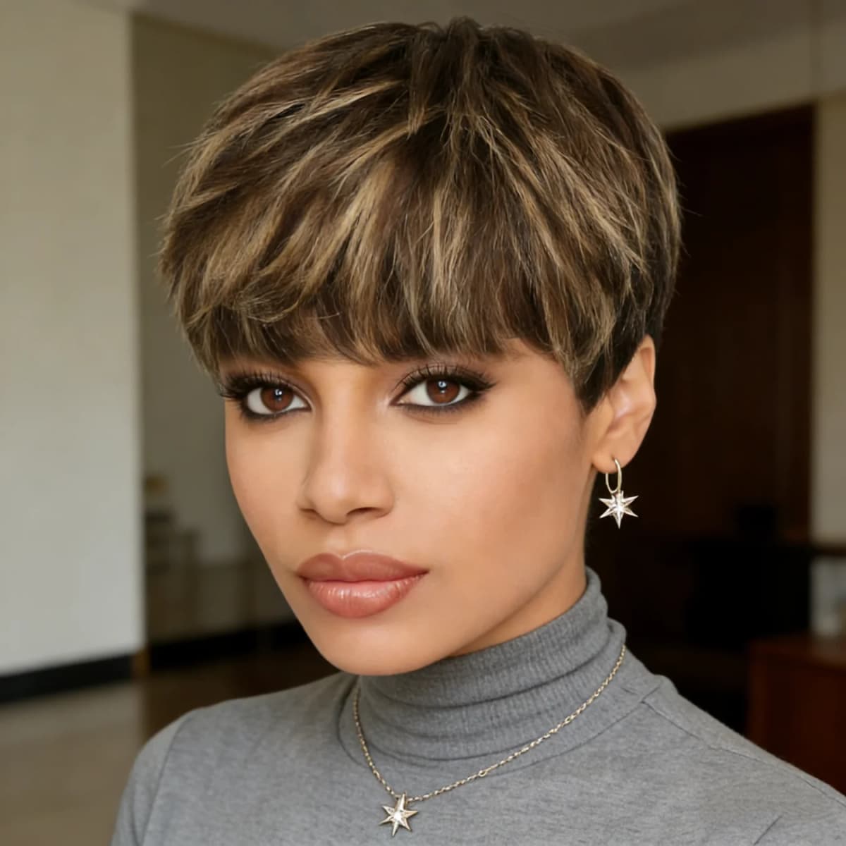 P4/27 Mixed Brown Highlight Pixie Cut Wig Human Hair for Women Short Straight with Bangs 180% Density Natural Look Versatile St