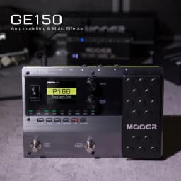 MOOER GE Series Guitar Multi Effects Pedal 55 Amp Models 200 Presets 9H Battery IR Loader 4 Footswitches for Live Performance