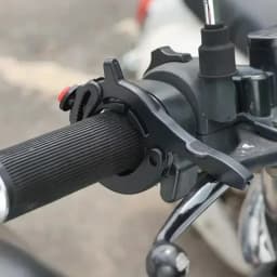 Motorcycle Cruise Control Throttle for High Grade Universal Safe Flexible Wrist Grip Handle Bar Aluminum Lock Assist Retainer