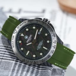 Dessio Men's Automatic Mechanical Watch | Upgrade Carbon Fiber Case Sturdy & Durable About 80g | 30M Waterproof | Luminous Dial | Date & Day Display | Trendy & Elegant Design for Business/Casual/Outdoor | Silicone Green Watch Strap | Lightweight & Sport |