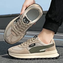 New Casual Sneakers Men Sports Shoes Autumn Fashionable British Style Soft Sneakers Trendy Running Shoes Vintage Versatile Casual Thick