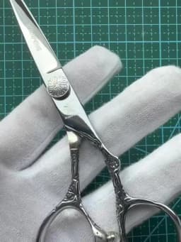 XUANFENG Black Mirror Hair Scissors 6-inch JP440C Barber Cutting Scissors and Thinning Scissors Very Cool
