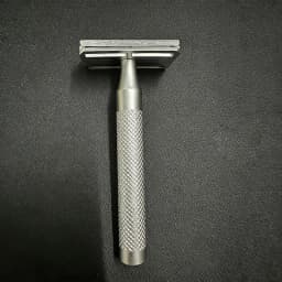 316 Stainless Steel Double Edge Safety Razor for Men with 5 Blades - Eco-Friendly Long-Lasting Shaving Tool