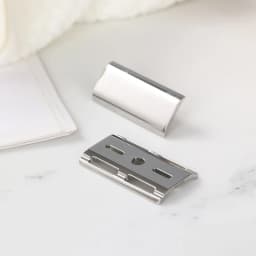 YAQI Ghost 90SB 316 Stainless Steel Polished Razor Head with 0.90mm Blade Gap 43mm Length and 25mm Width for Precision Shaving