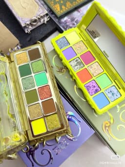 Sugarock 12 Colors Eyeshadow Palette Shimmer Chameleon Matte Eyeshadow Makeup