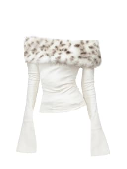 Luxury Fur Graphic Long Sleeve T Shirt Y2k Women Autumn Winter Off Shoulder Tops 2000s Vintage Basic Blouse Tees White Shirt