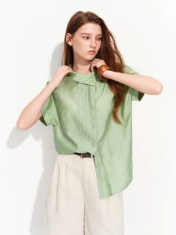 FSLE 2026 Summer Women‘s Asymmetric Drop Shoulder Blouse, Notched Collar Short Sleeve Shirt for Relaxed Designer Style Top