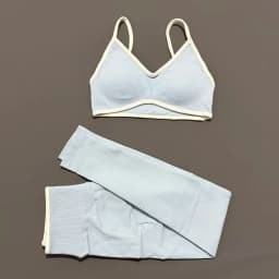 HISTELLO 2 Piece Yoga Fitness Set Women's Seamless Ignite Sculpt Scrunch Leggings Strappy Halter Bra Gym Sports Fitness Outfit
