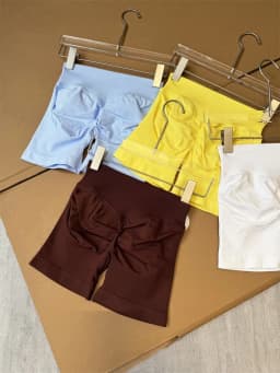 Quality Seamless Scrunch Push Up Gym Shorts Running Workout Shorts Female Yoga Leggings Women Hight Waist Sports Shorts