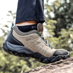 Humtto New Arrival Leather Hiking Shoes Wear-resistant Outdoor Sport Men Shoes Lace-Up Mens Climbing Trekking Hunting Sneakers